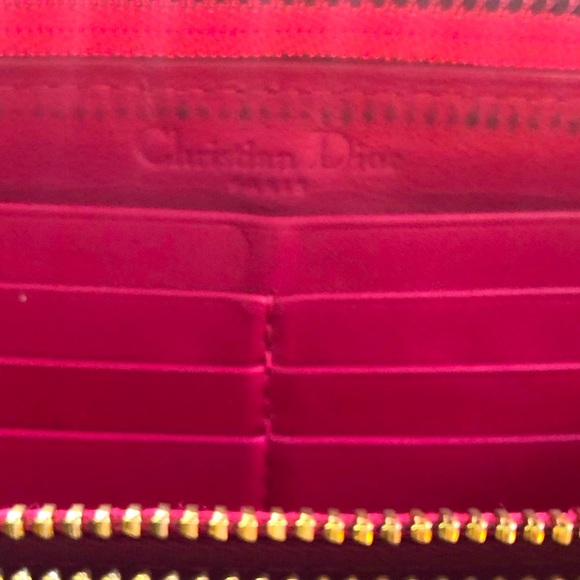 🩷 Lady DIOR Christian Dior Cannage Pink Patent Leather Long Zippy Wallet Charm - Picture 17 of 17